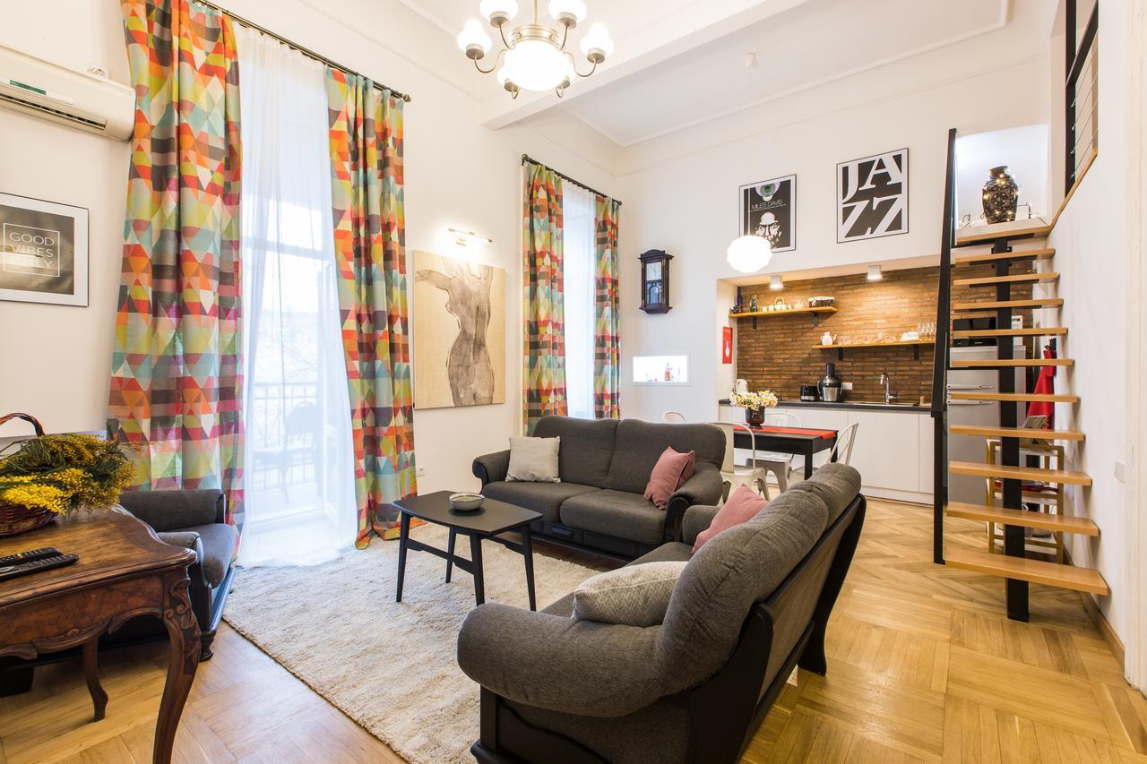 New Apartment On Rustaveli Avenue Тбилиси Экстерьер фото