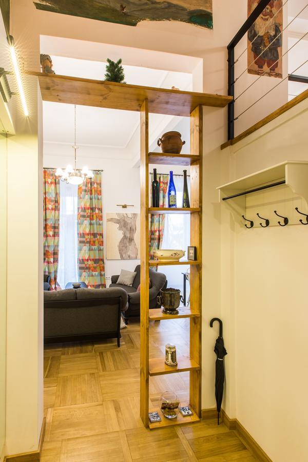 New Apartment On Rustaveli Avenue Тбилиси Экстерьер фото